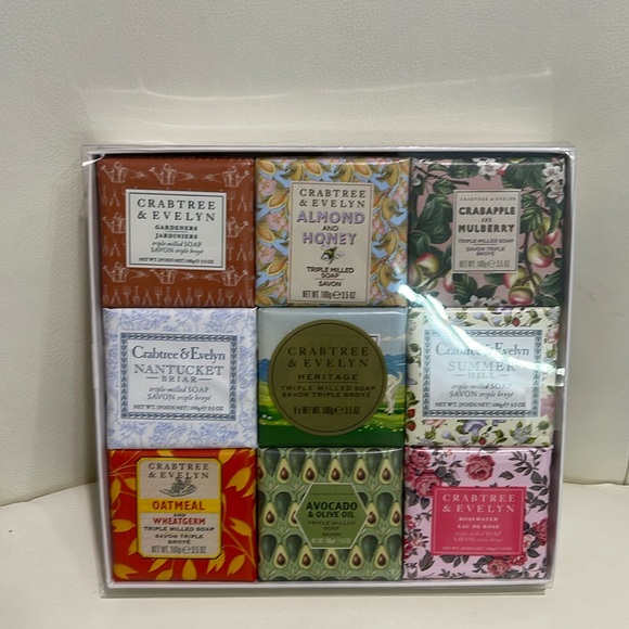 Crabtree & Evelyn 9 Assorted Luxury Soaps in Boxed Gift Set - Picture 1 of 4